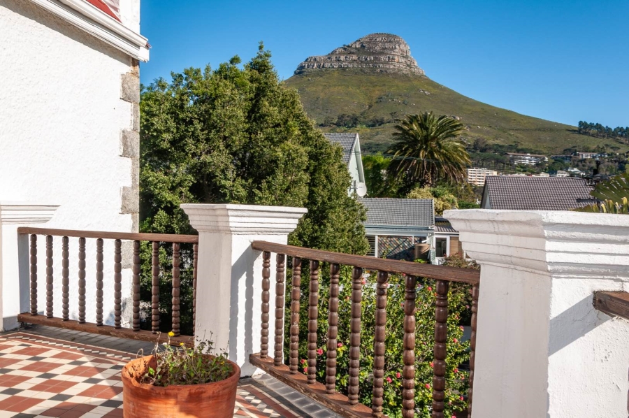 5 Bedroom Property for Sale in Oranjezicht Western Cape